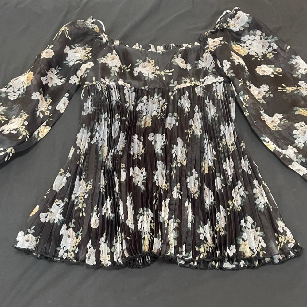 Lulu's Black Floral Long Sleeve Dress - Picture 6 of 11